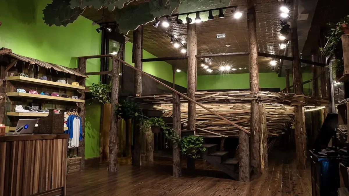 Những cửa hàng sneaker nhất định phải ghé thăm khi đến Boston