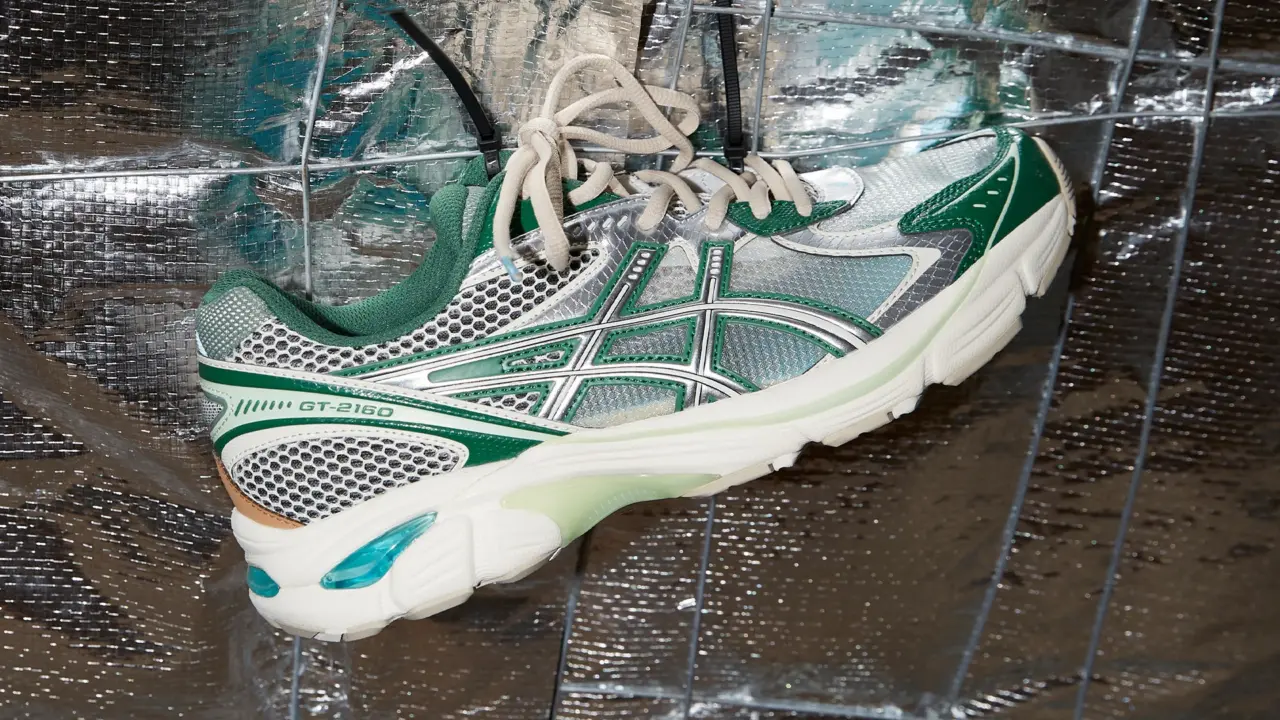 Hinh anh 4: Top mau giay sneaker 'xin' nhat nen them vao bo suu tap tuan nay