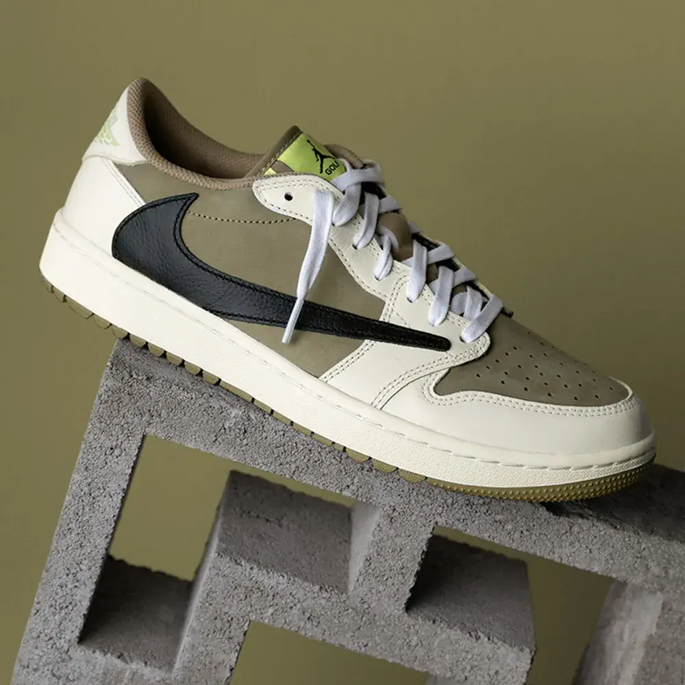 Hinh anh 6: Top mau giay sneaker 'xin' nhat nen them vao bo suu tap tuan nay