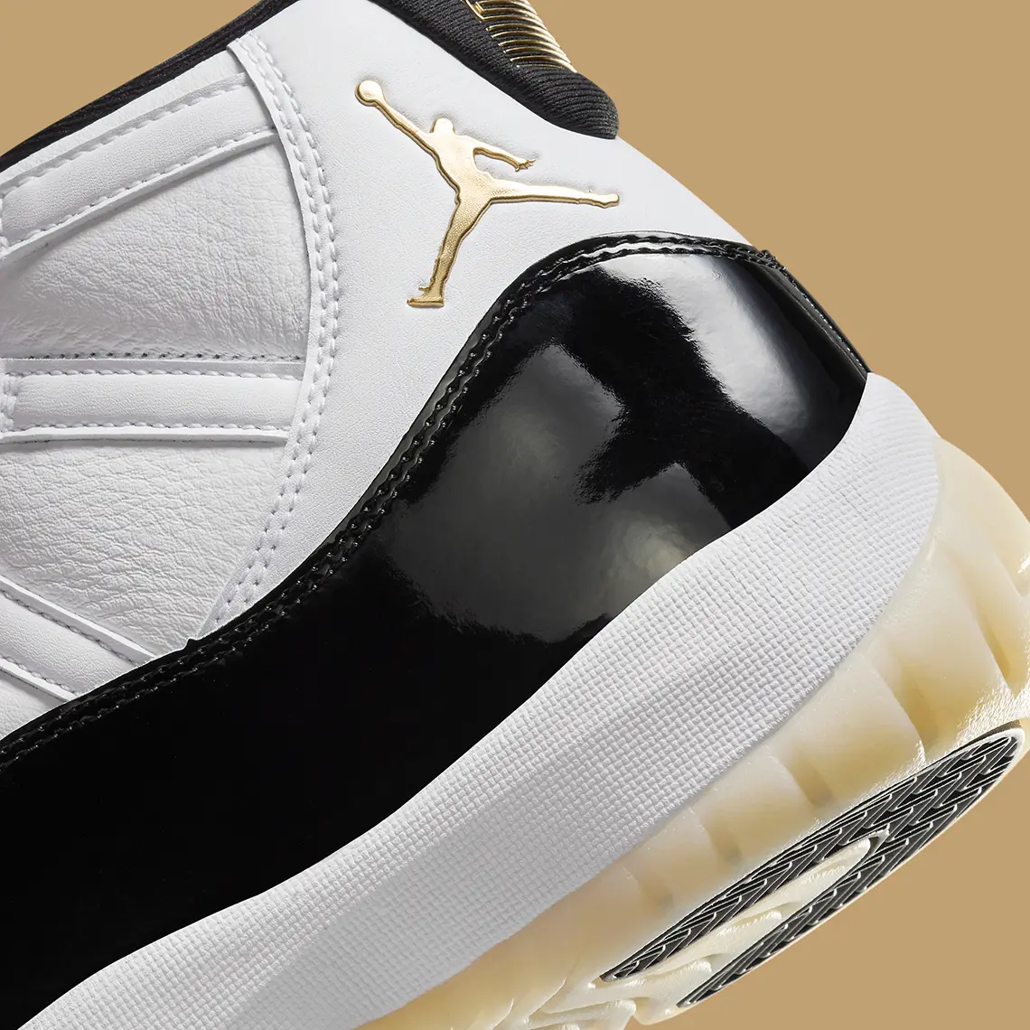 Hinh anh 4: Air Jordan 11 "Gratitude" va Su Tro Lai cua Mot Bieu Tuong