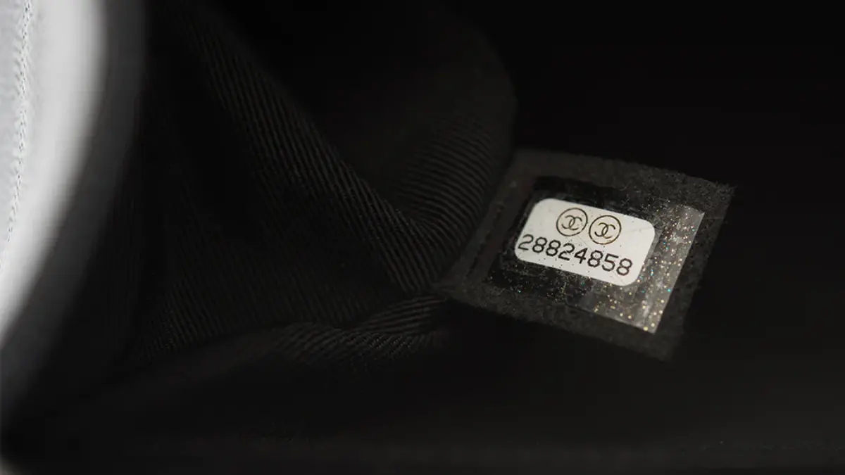 Hinh anh 5: Tui xach Chanel: Moi dieu ban can biet ve date stamp