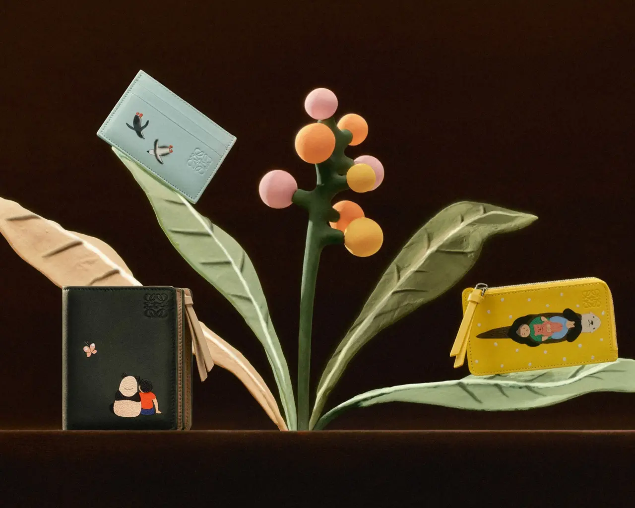 Hinh anh 4: LOEWE x Suna Fujita - the gioi co tich phep mau