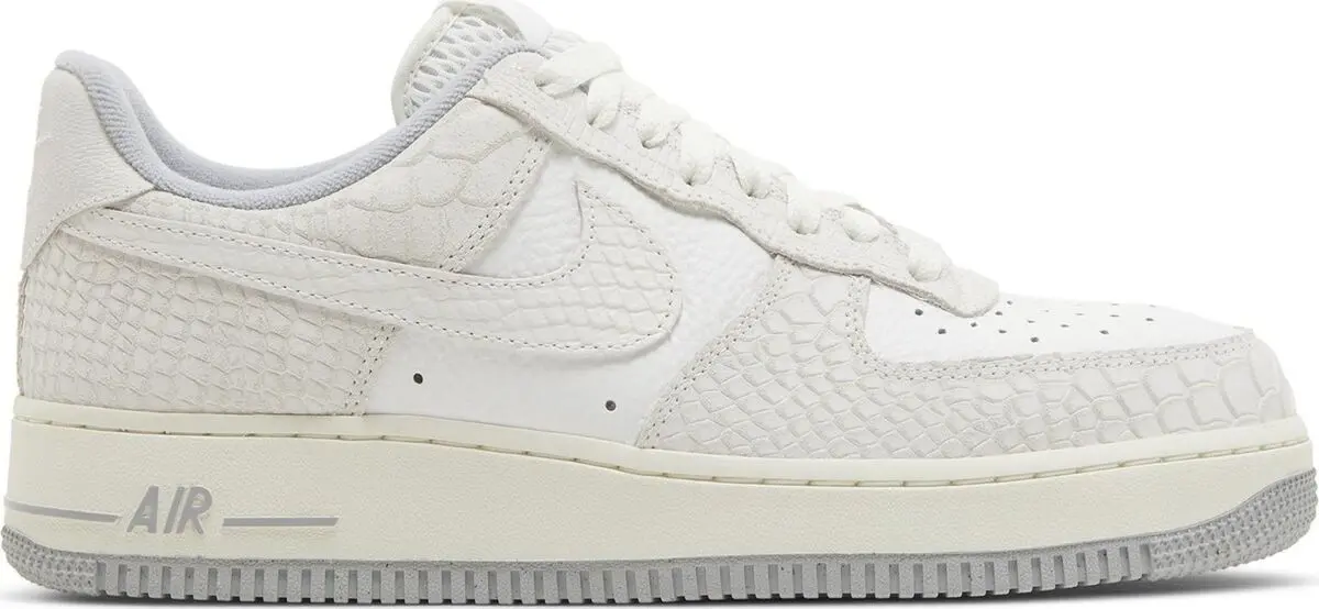 Giày Nike Air Force 1 '07 'White Python' DX2678-100