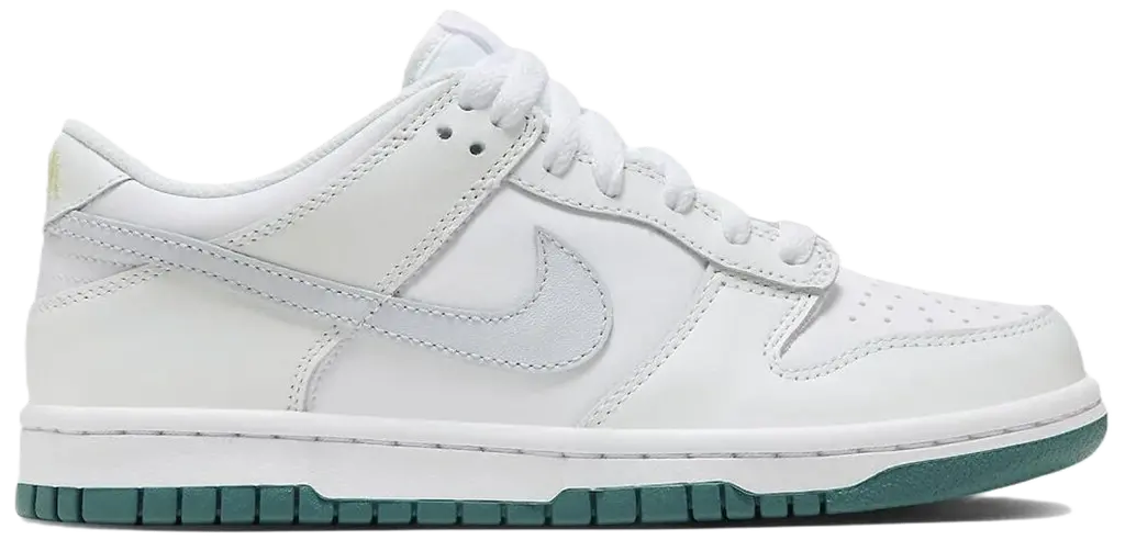 Giày Nike Dunk Low ‘Features Green’ FD9911-101