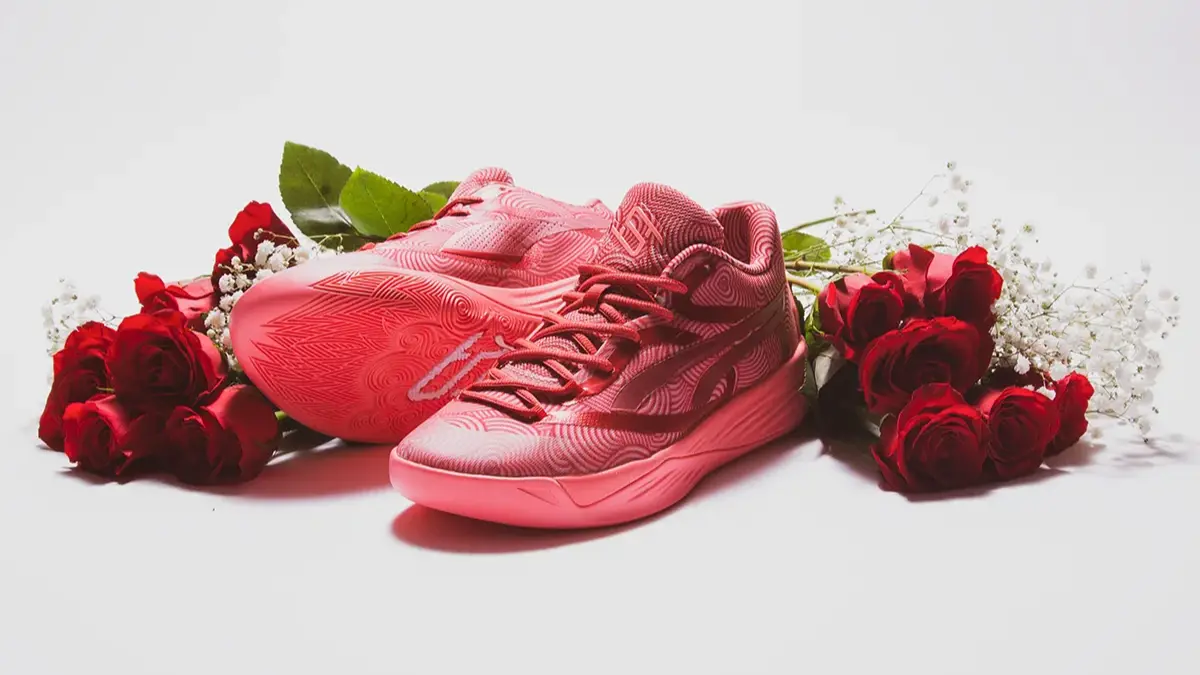 Hinh anh 2: 13 mau sneaker ly tuong de tang nguoi yeu vao dip Valentine nay