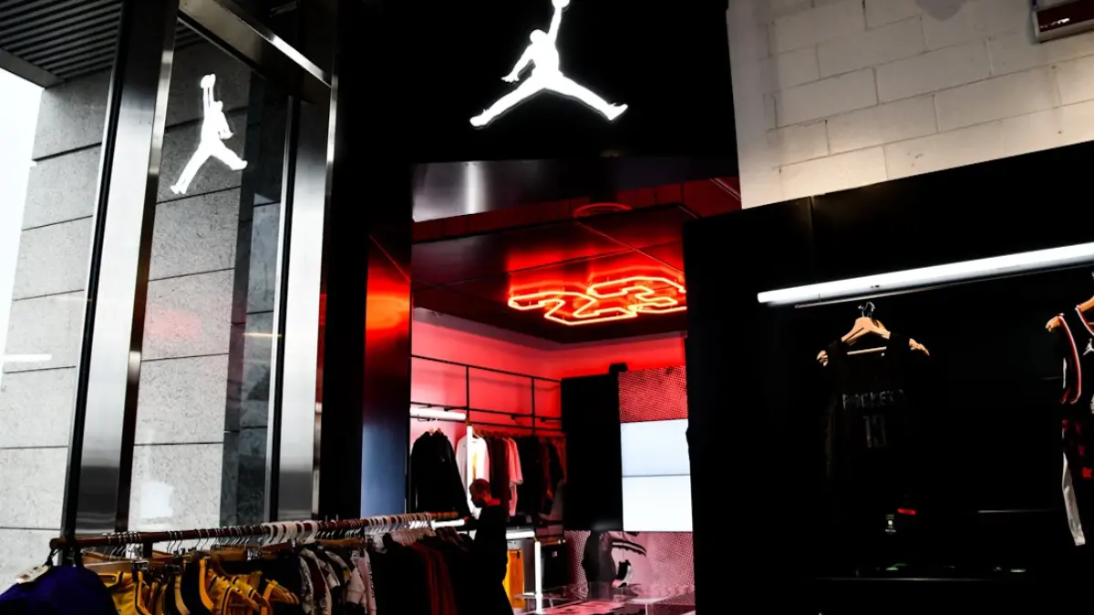 Hinh anh 6: Nhung cua hang sneaker nhat dinh phai ghe tham khi den Milan