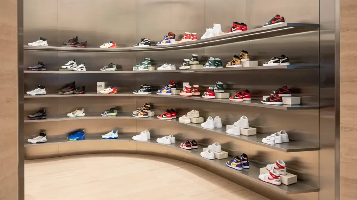 Hinh anh 14: Nhung cua hang sneaker nhat dinh phai ghe tham khi den Milan