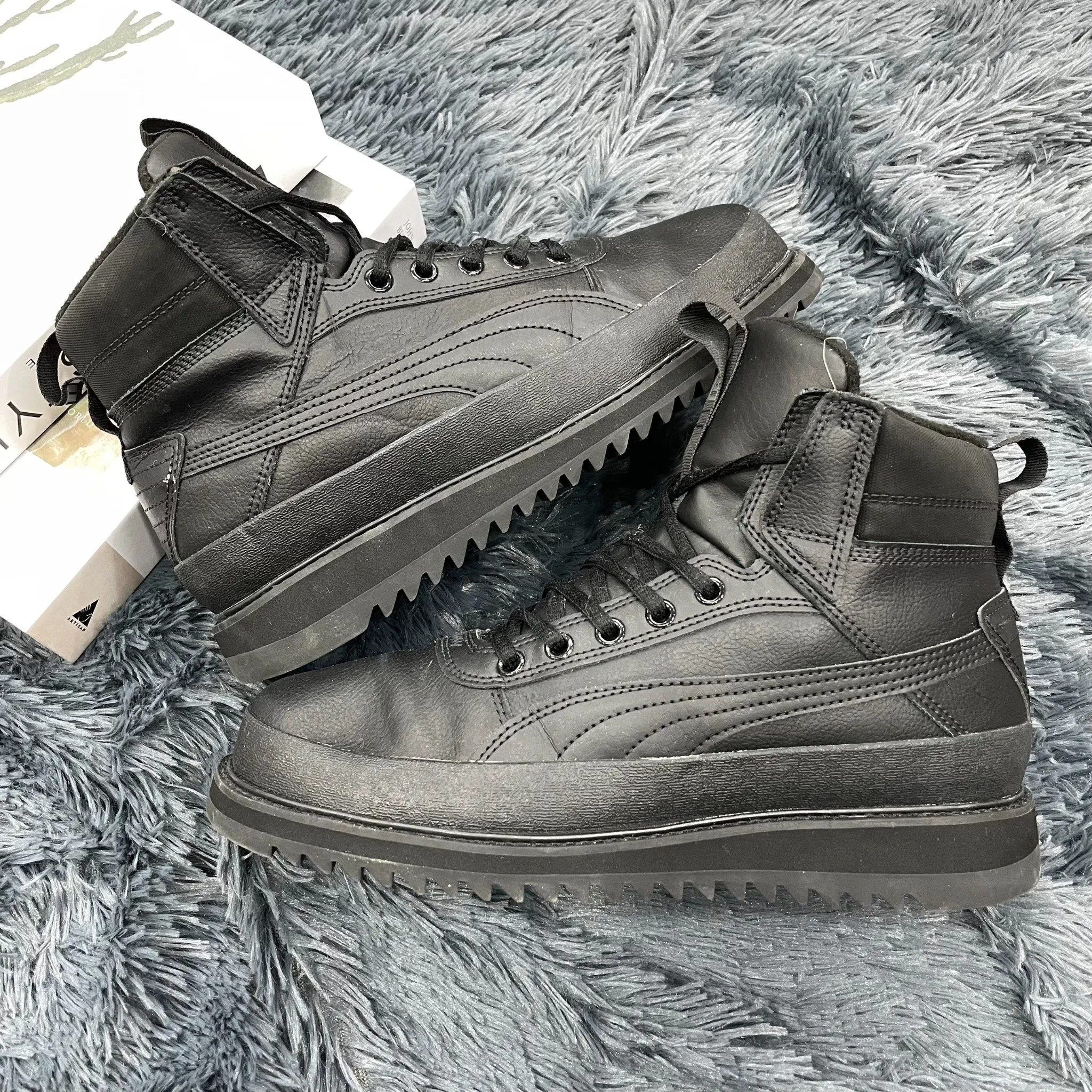 Hinh anh 2: Top 7 mau High-Top sneaker danh cho nam an tuong nhat 2024