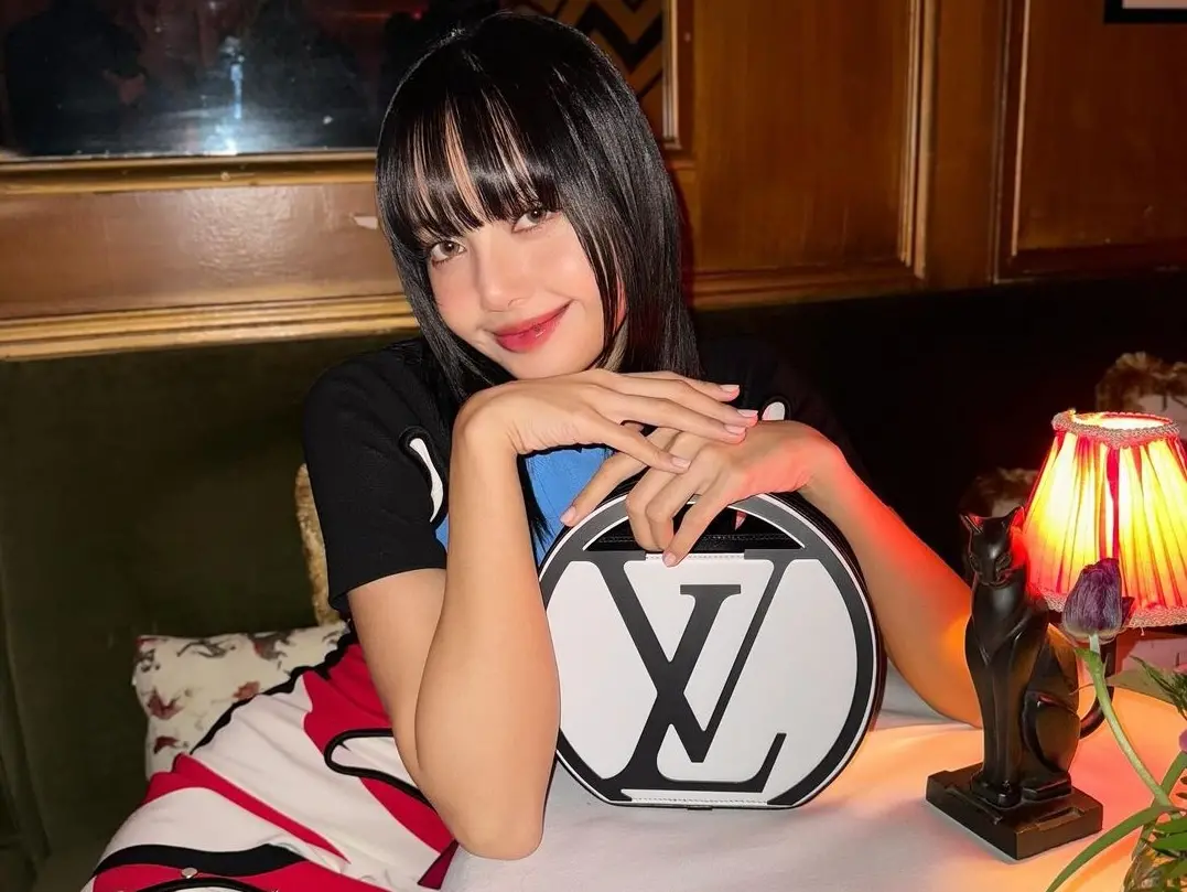 Hinh anh 6: He lo BST tui xach Louis Vuitton cua em ut Lisa BlACKPINK
