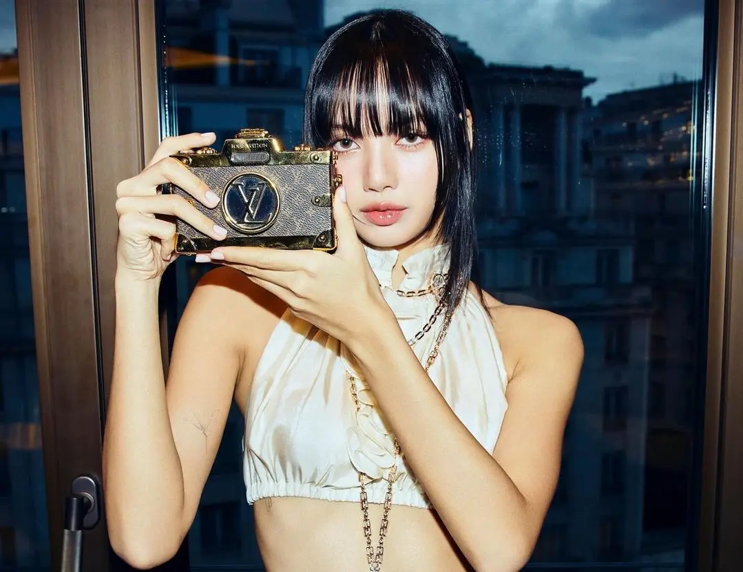 Hinh anh 5: He lo BST tui xach Louis Vuitton cua em ut Lisa BlACKPINK