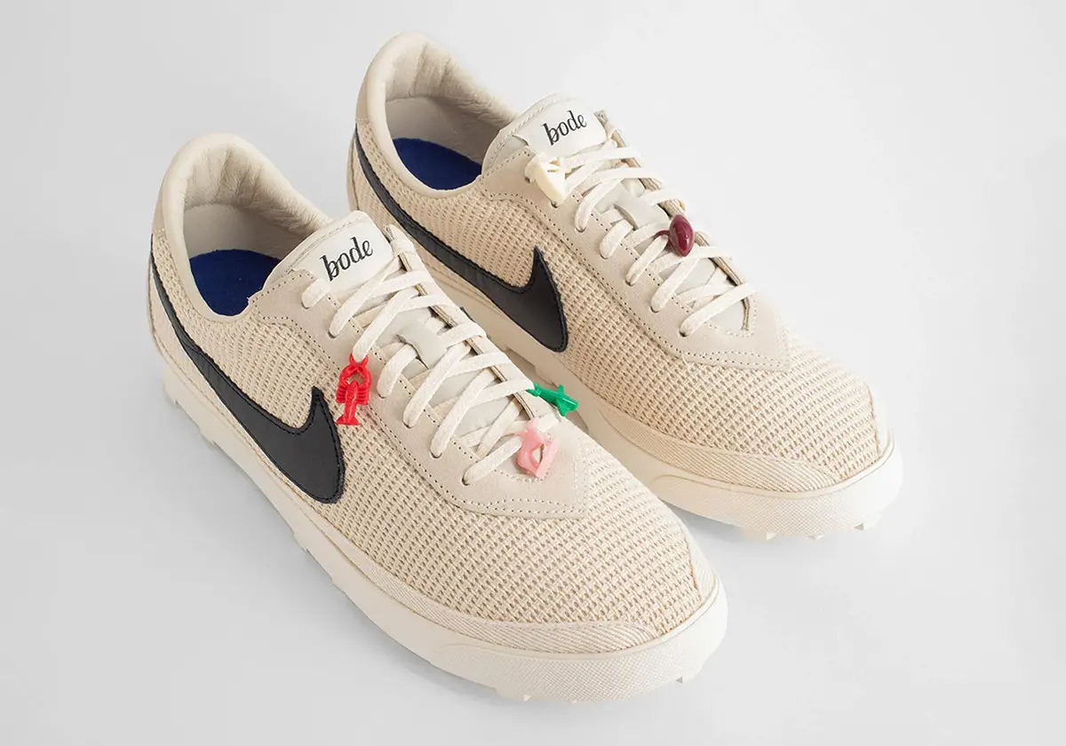 Hinh anh 2: Kham pha Bode x Nike Astro Grabber SP - doi giay bong da dau tien cua Nike