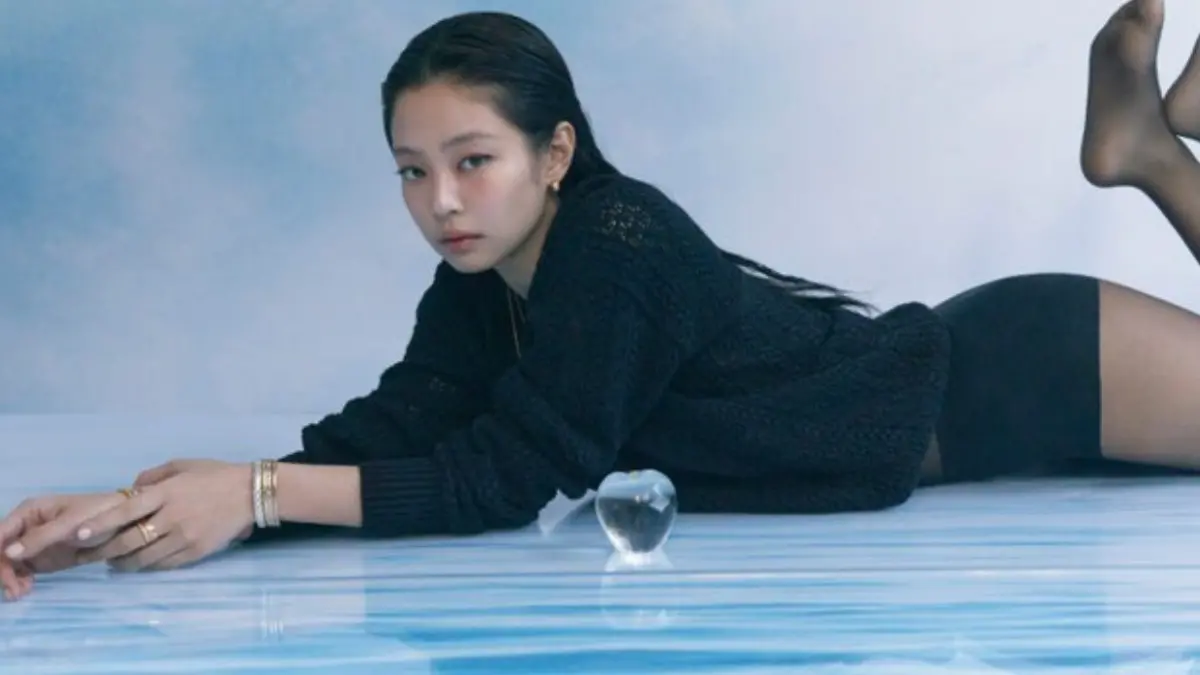 Hinh anh 1: "Hoc lom" bi kip thoi trang an tuong tu Jennie BLACKPINK