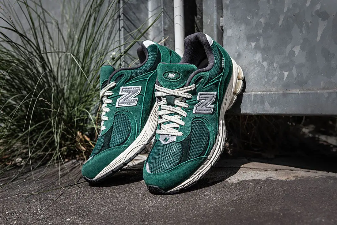 Hinh anh 1: New Balance va nhung phien ban giay noi dinh noi dam
