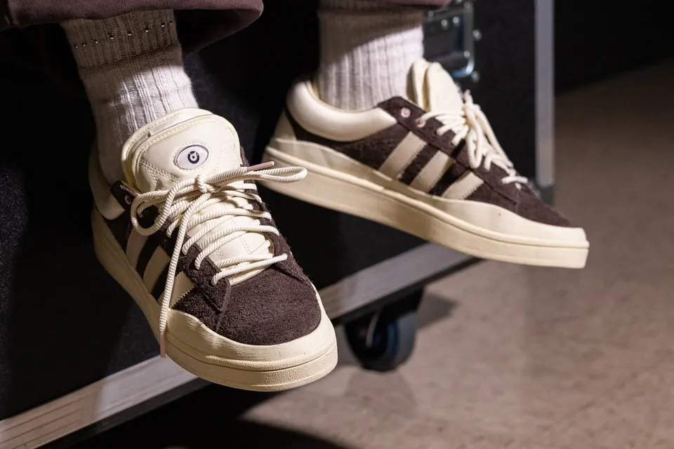 Hinh anh 3: Bad Bunny x adidas Campus: Su pha cach va phong cach moi me
