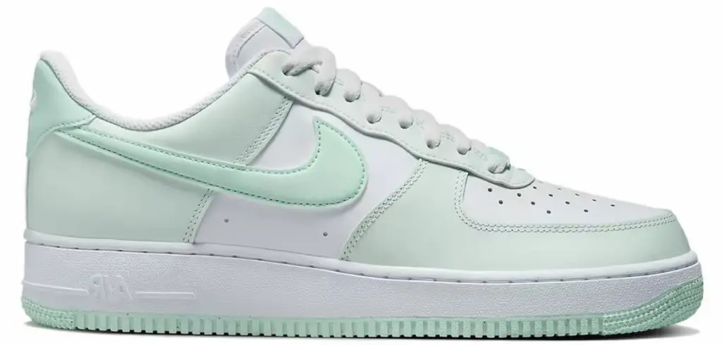 Giày Nike Air Force 1 'Barely Green Mint Foam' FZ4123-394