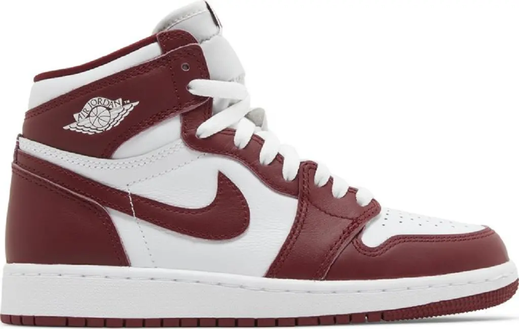 Giày Nike Air Jordan 1 Retro High OG GS 'Red' FD1437-160