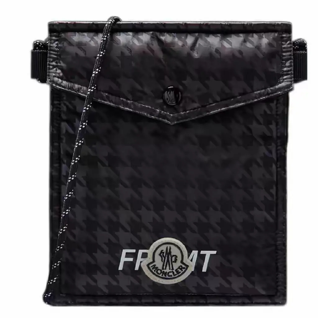 Túi Moncler Phone Case 'Black' I209U6B00002M3294999