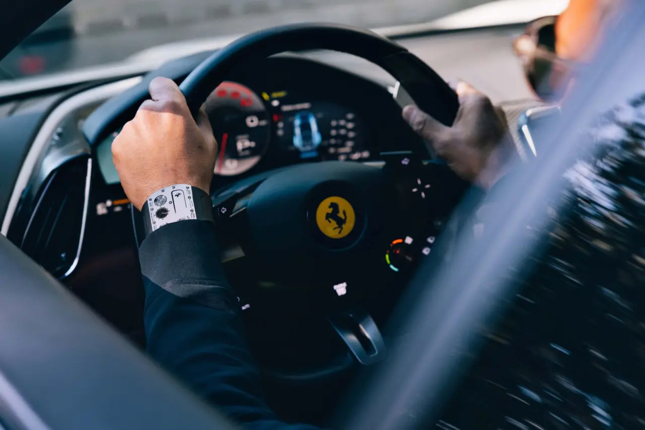 Hinh anh 3: Richard Mille RM UP-01 Ferrari: Tuong lai moi cua dong ho