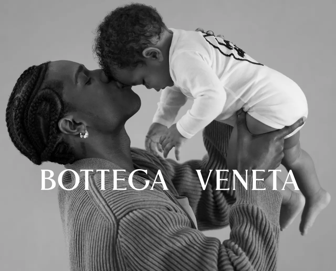 Hinh anh 3: A$AP Rocky than mat cung con trai trong chien dich ton vinh tinh phu tu cua Bottega Veneta