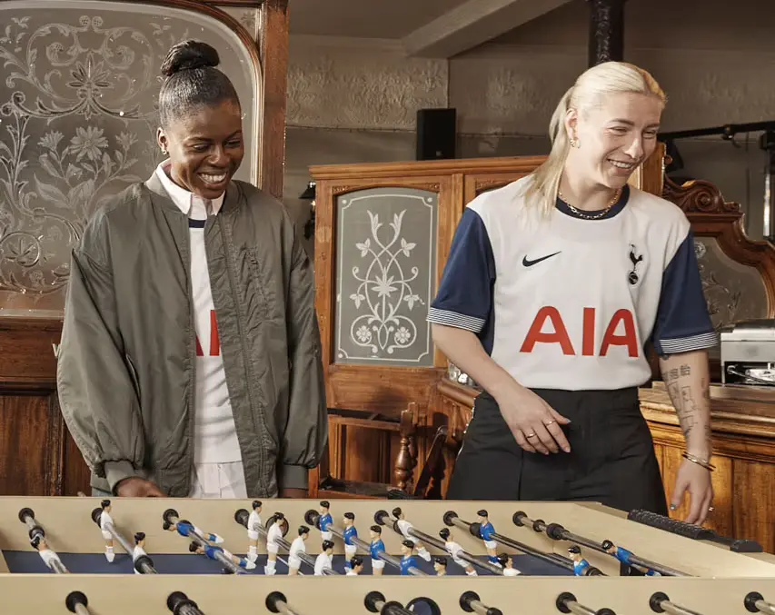 Hinh anh 4: Phien ban co dien nhung van day moi la cua ao dau Tottenham Hotspur