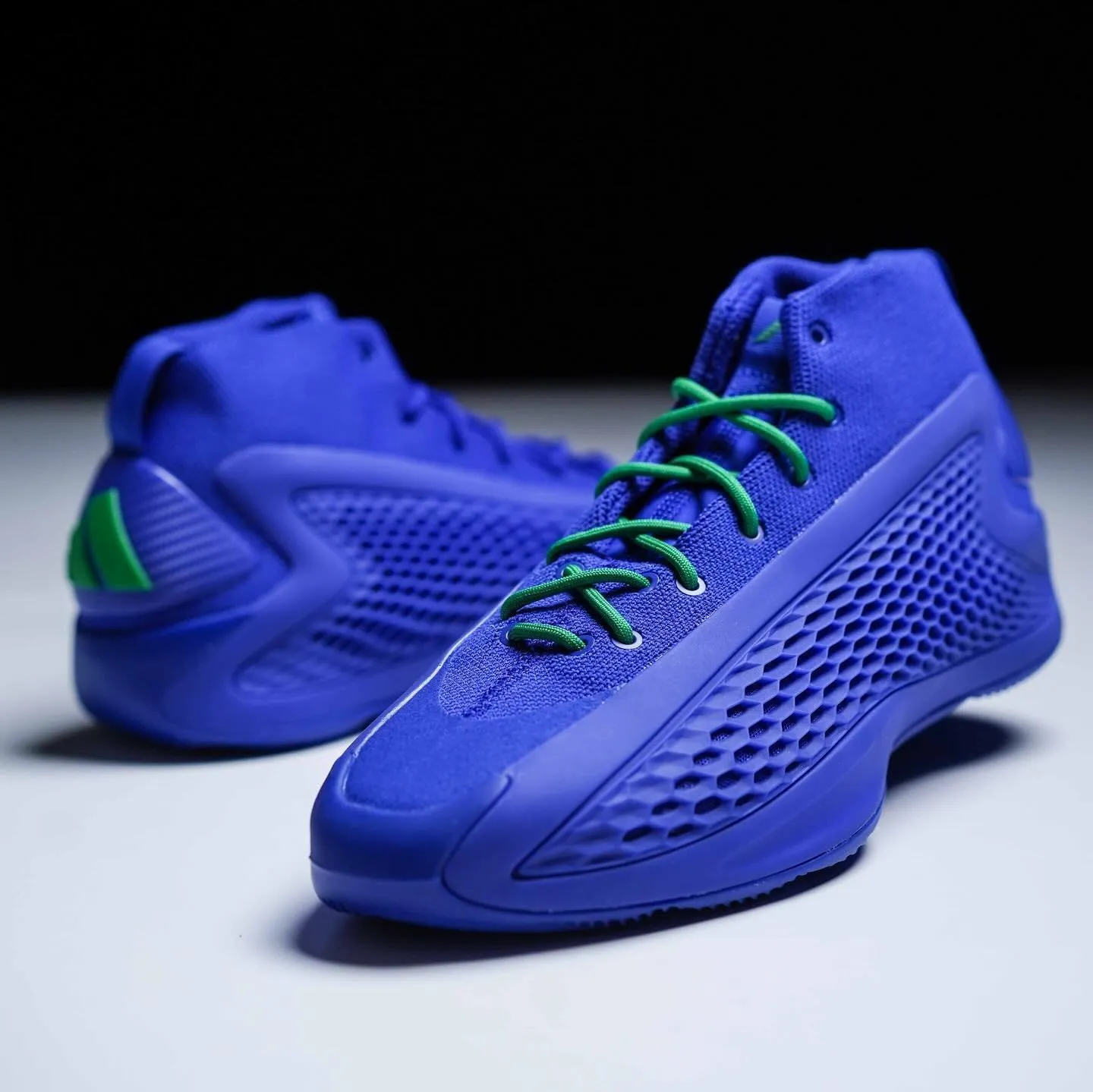 Hinh anh 7: Diem qua tat ca cac phoi mau cua adidas AE1 cho den nay