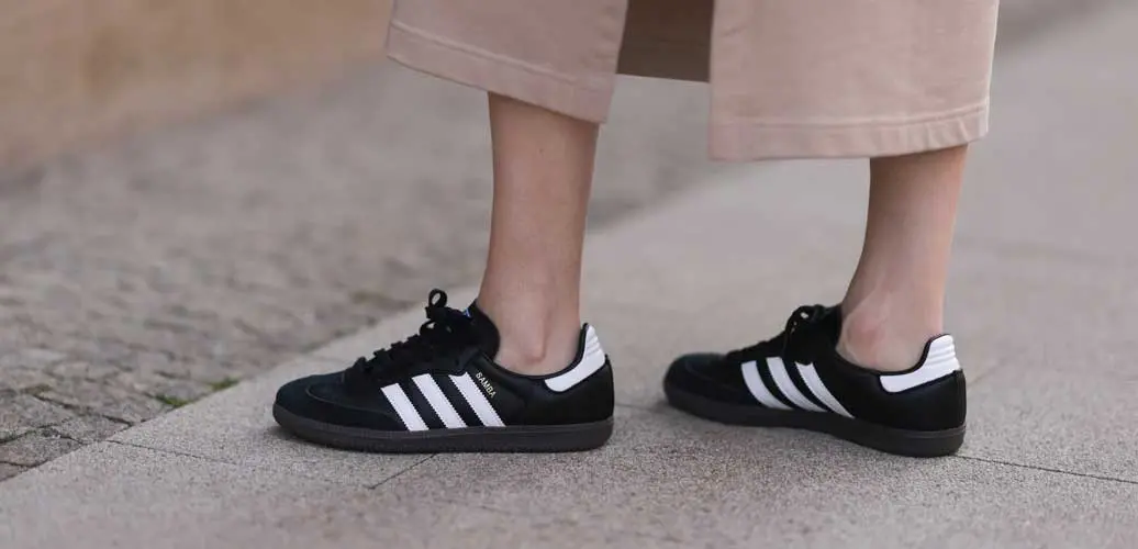 Hinh anh 1: Mot Adidas moi cua 2024: Retro, Vintage va vang bong Kanye