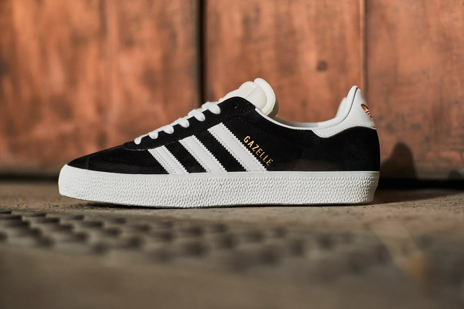 Hinh anh 4: Mot Adidas moi cua 2024: Retro, Vintage va vang bong Kanye