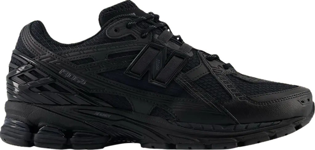 Giày New Balance 1906U 'Triple Black' M1906NJ