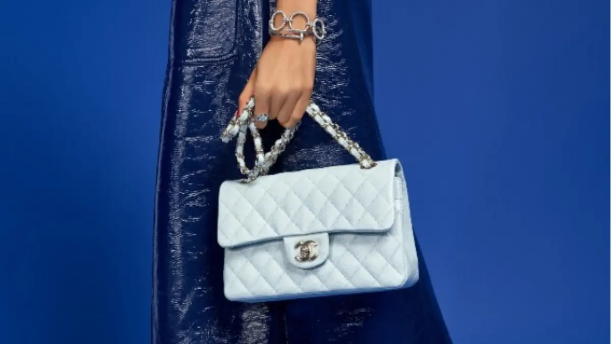 Hinh anh 2: Hanh trinh chinh phuc thoi dai cua tui xach Chanel Classic