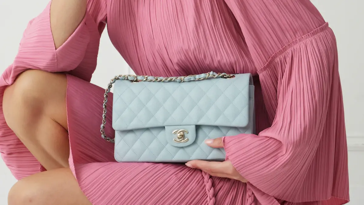 Hinh anh 8: Hanh trinh chinh phuc thoi dai cua tui xach Chanel Classic