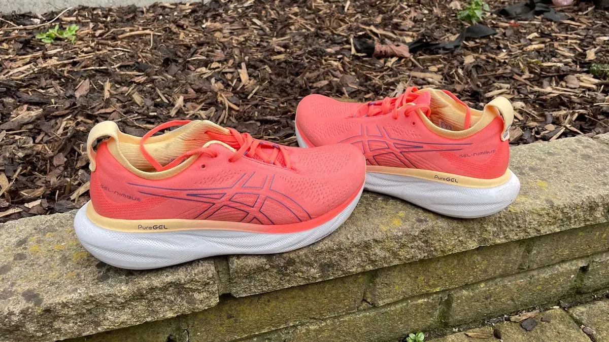 Hinh anh 4: Asics Gel Nimbus - Su cai tien trong cong nghe cua Asics