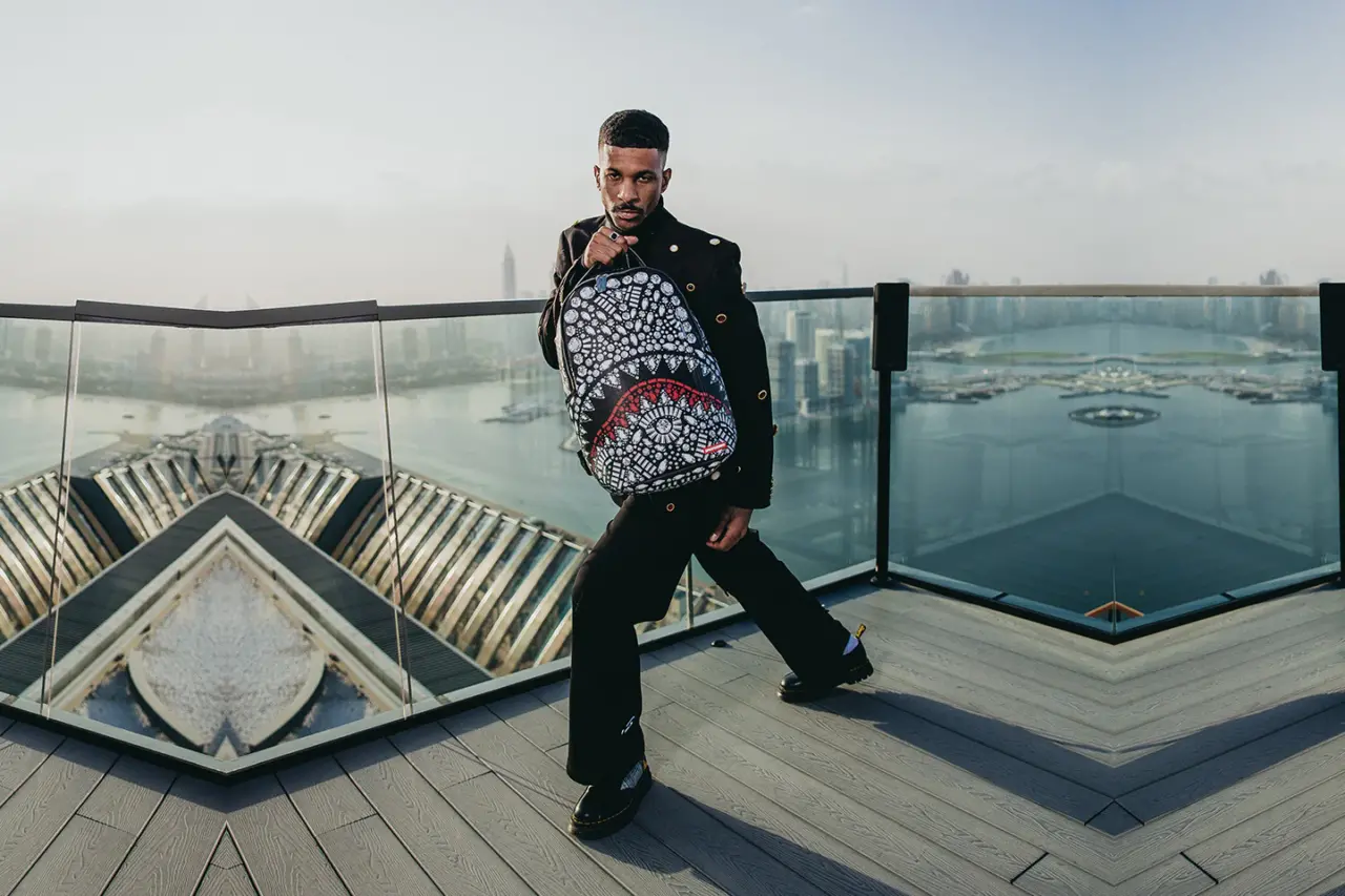 Hinh anh 2: Balo Sprayground: Nhung chu ca map khien gioi tre dien dao