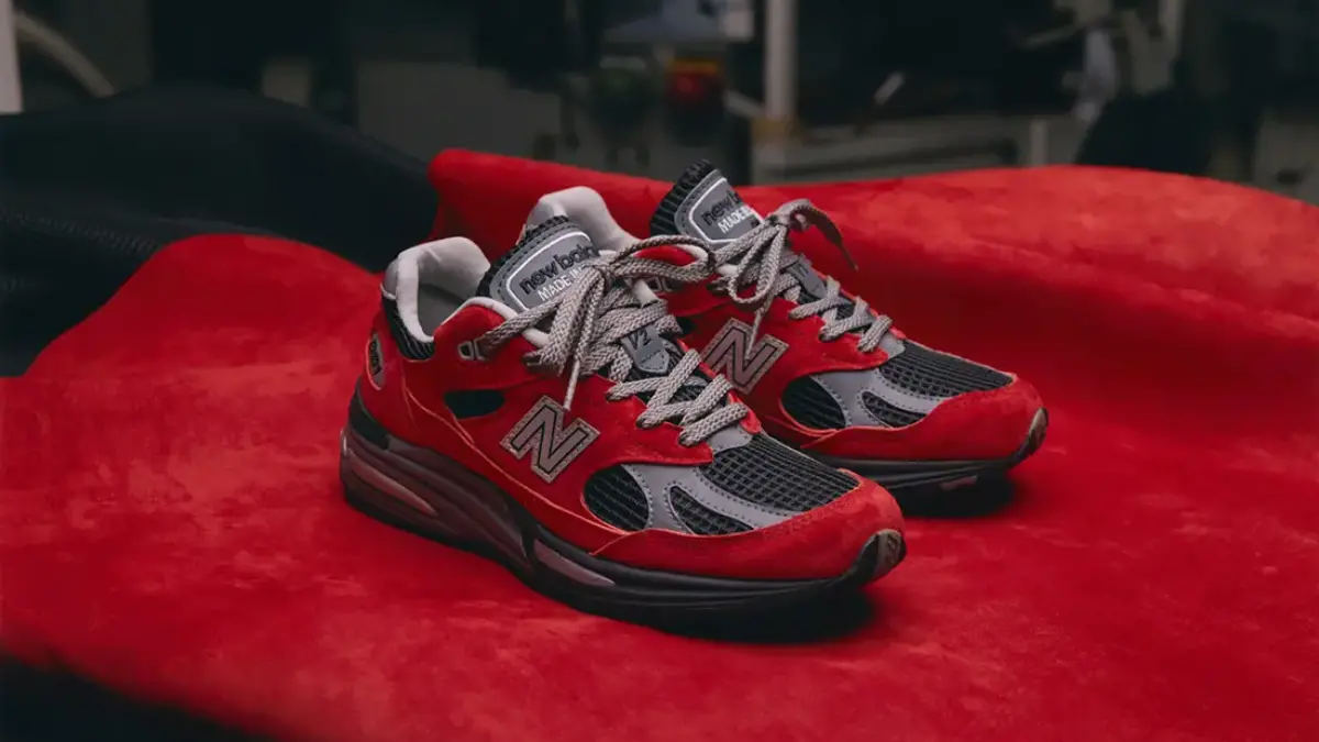 Hinh anh 5: New Balance chieu long tin do 991v2 voi City Exclusive Pack
