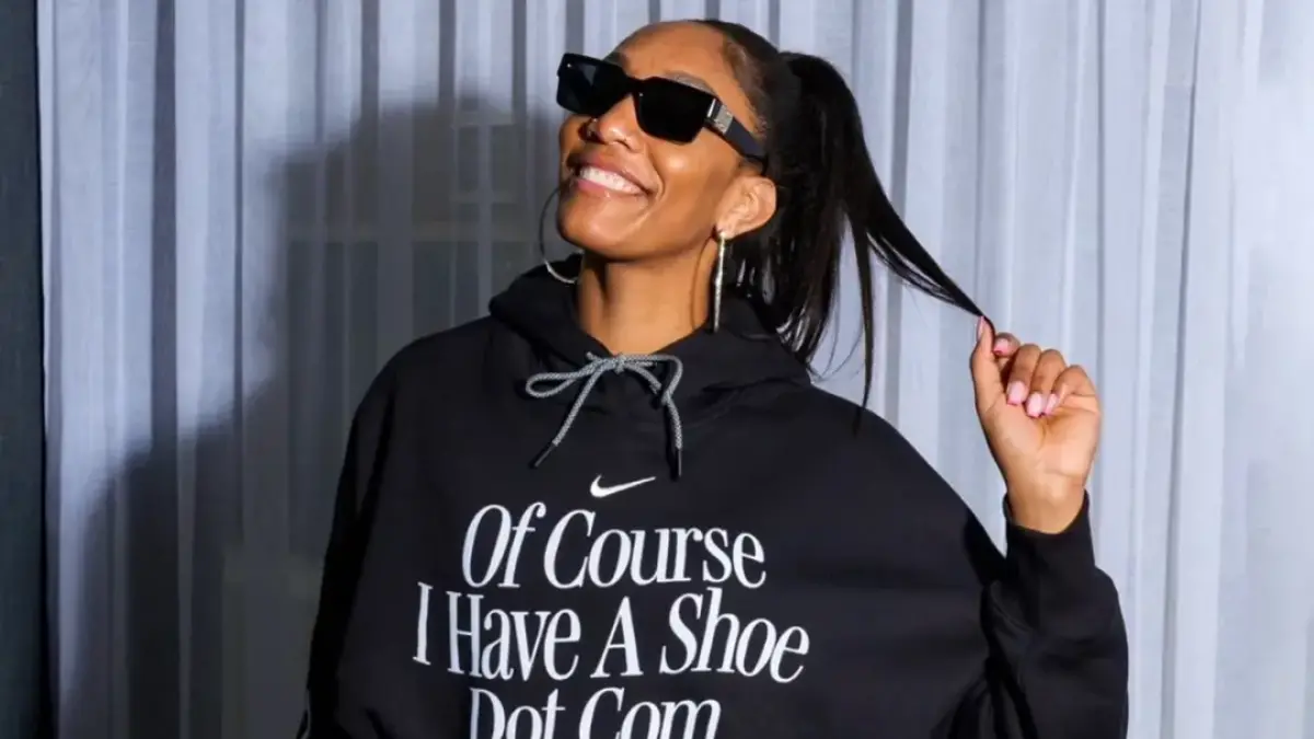 Hinh anh 13: Lich su giay bong ro nu qua cac thap ky (Phan 3)