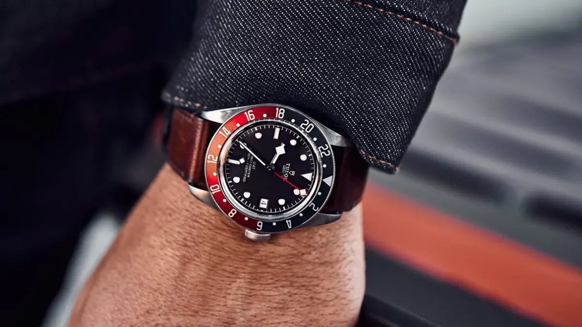 Hinh anh 4: Rolex GMT va Tudor GMT: Ai se la nha vo dich?