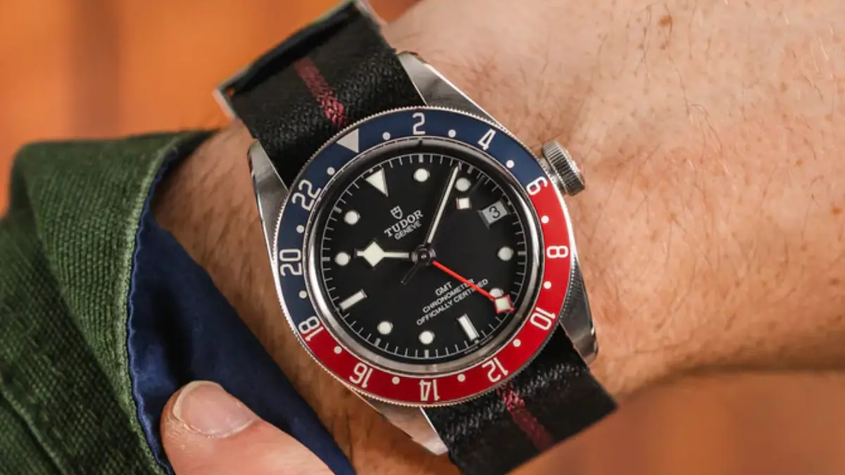 Hinh anh 7: Rolex GMT va Tudor GMT: Ai se la nha vo dich?