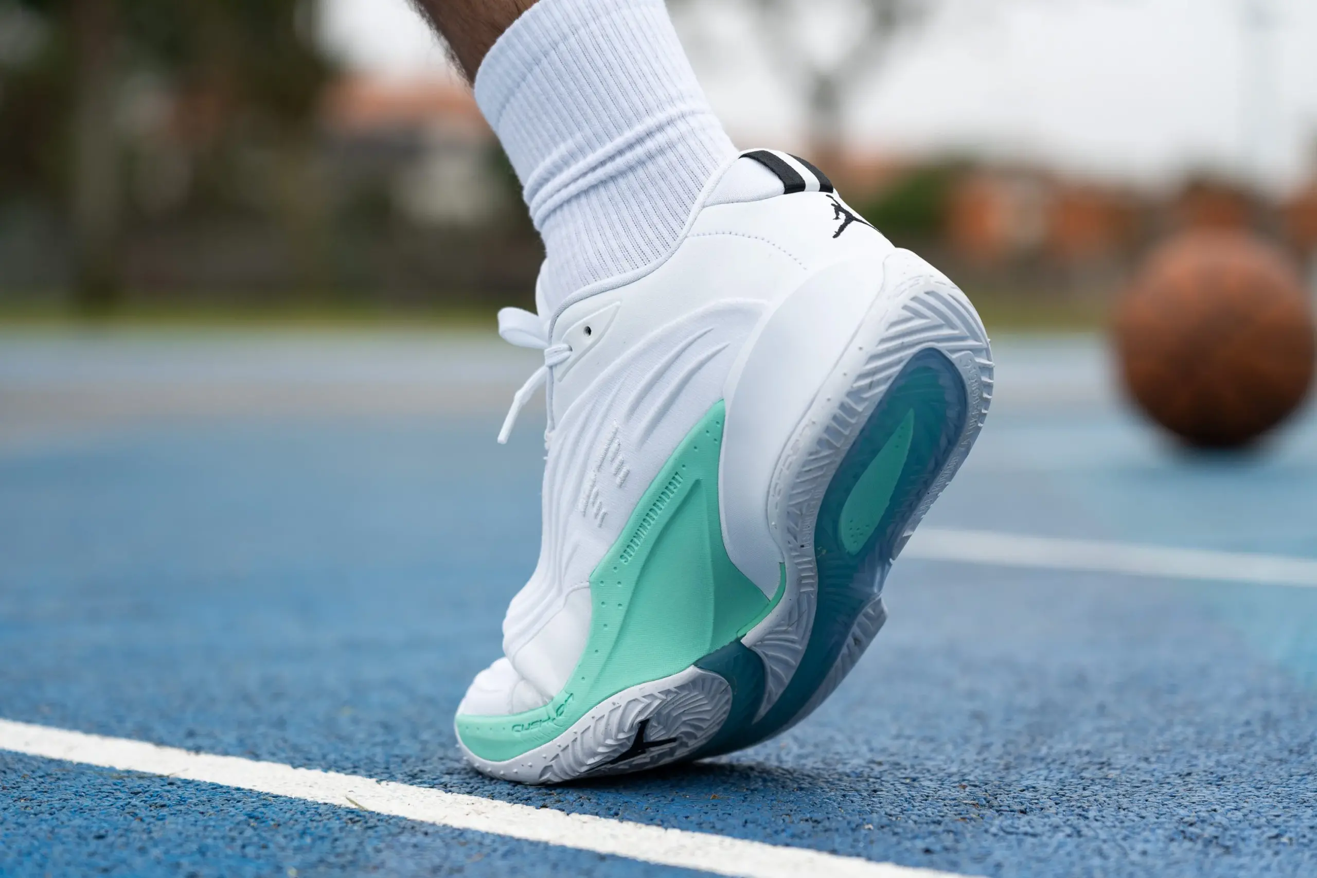 Hinh anh 1: Danh gia hieu nang Jordan Luka 3