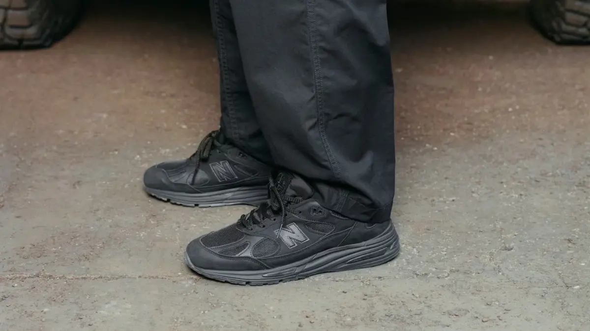 Hinh anh 5: New Balance x Stone Island: Nang Ghost Sneaker len tam cao moi