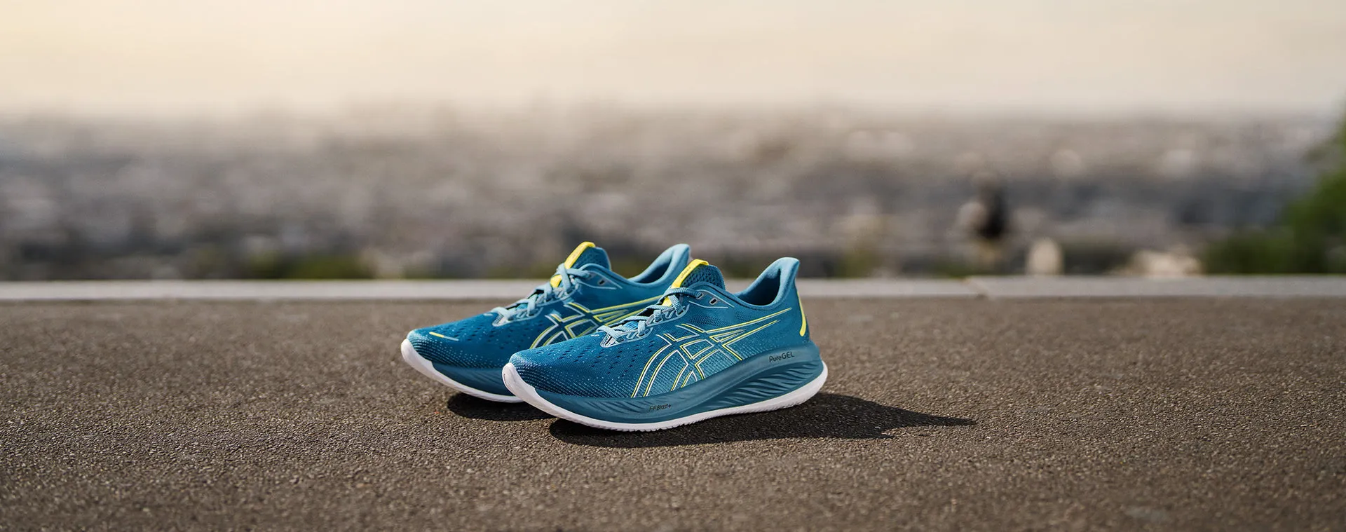 Hinh anh 2: ASICS GEL-CUMULUS 26: Mau giay chay hot nhat hien tai