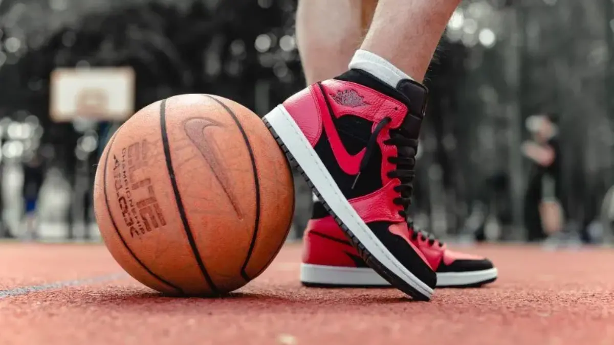 Hinh anh 6: Tai sao sneakers bong ro lai tro thanh bieu tuong van hoa?