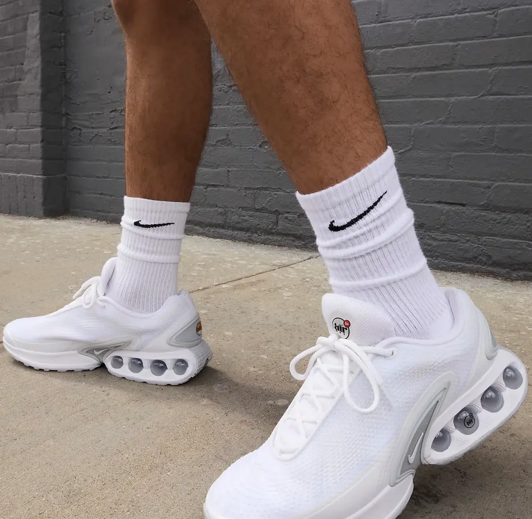 Top những mẫu giày sneakers trắng đẹp nhất