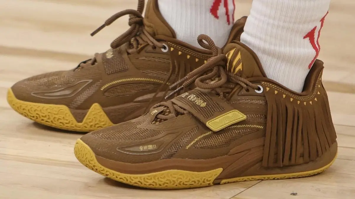Hinh anh 13: 5 cau chuyen giay sneaker gay sot nhat mua giai NBA 2024-2025