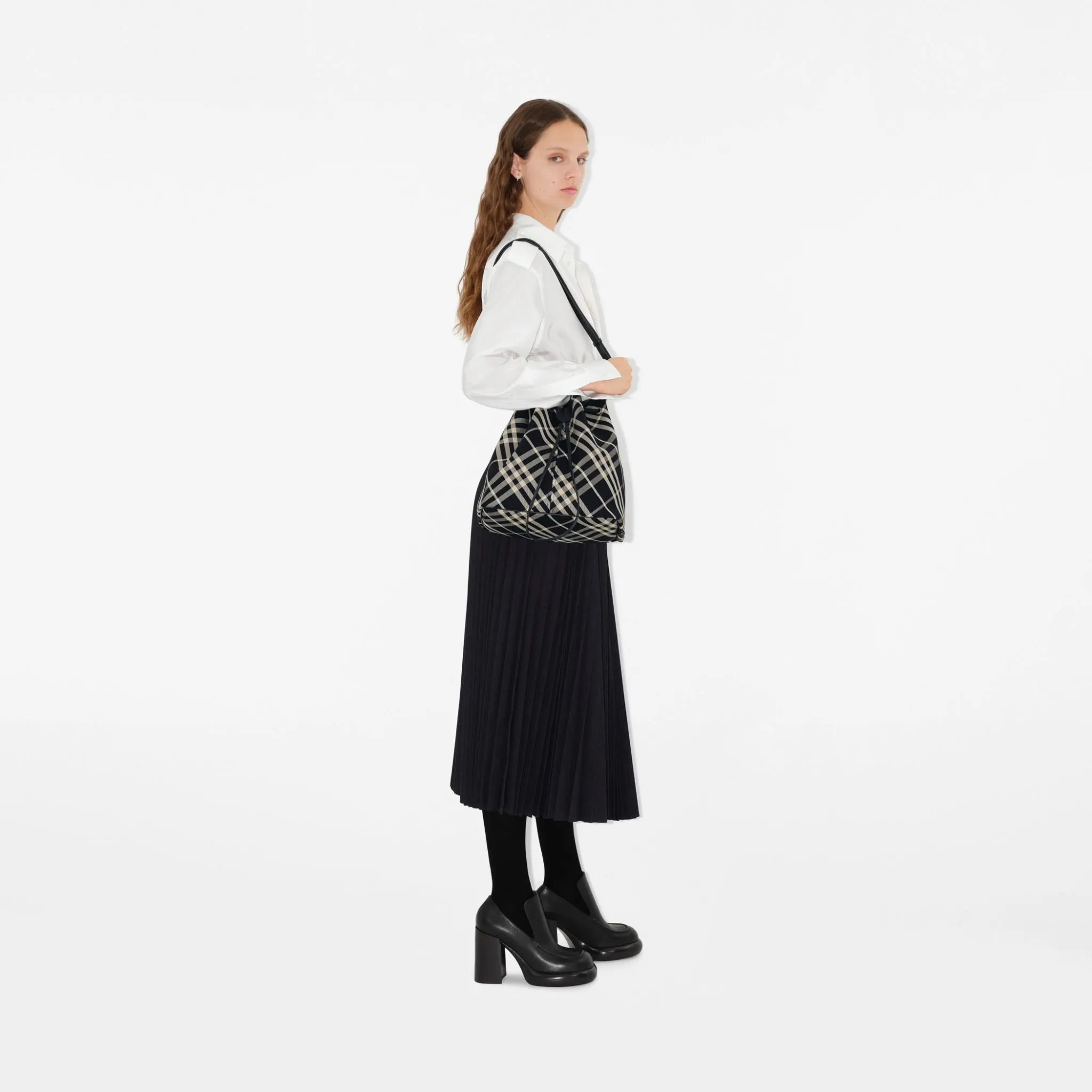 Túi Burberry Medium Rocking Horse​ 'Black' 80975751
