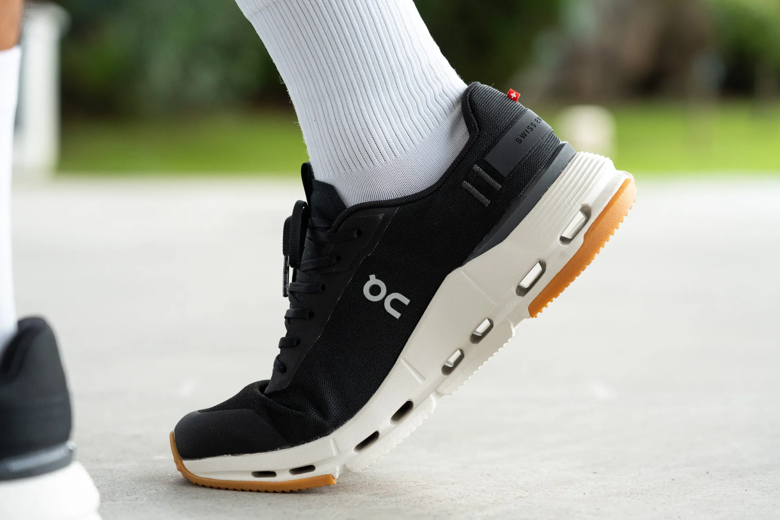 Hinh anh 1: On Cloudnova 2 walking shoes tot nhat thoi diem hien tai
