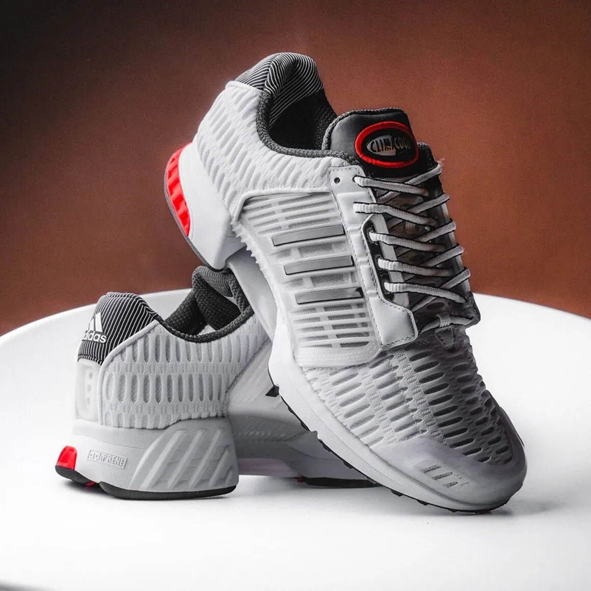 Hinh anh 3: Top nhung mau giay adidas hot trend trong nam 2025