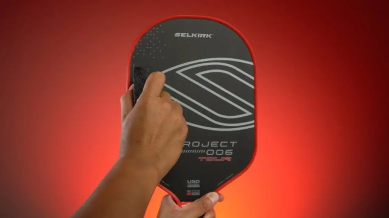 Hinh anh 5: Hinh anh minh hoa hien tuong core crushing trong vot pickleball