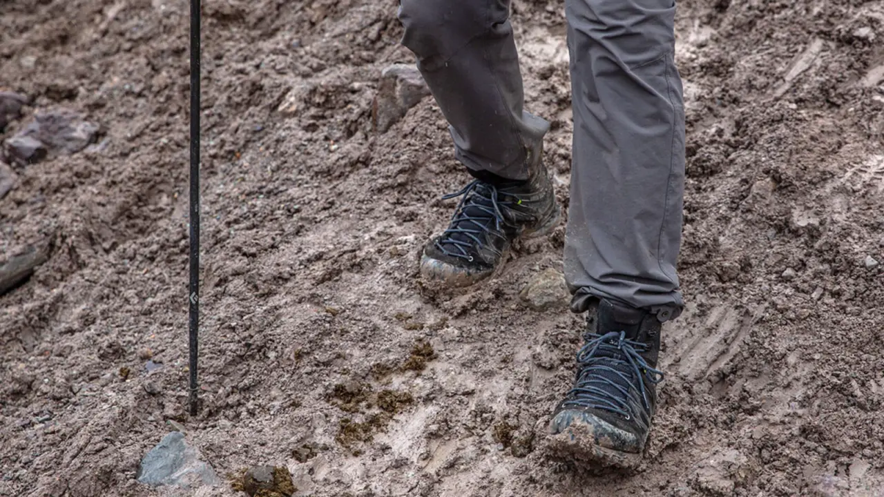 Hinh anh 6: Giay hiking Salewa Mountain Trainer Lite Mid GTX, thiet ke nhe, chong nuoc, de Pomoca bam chac