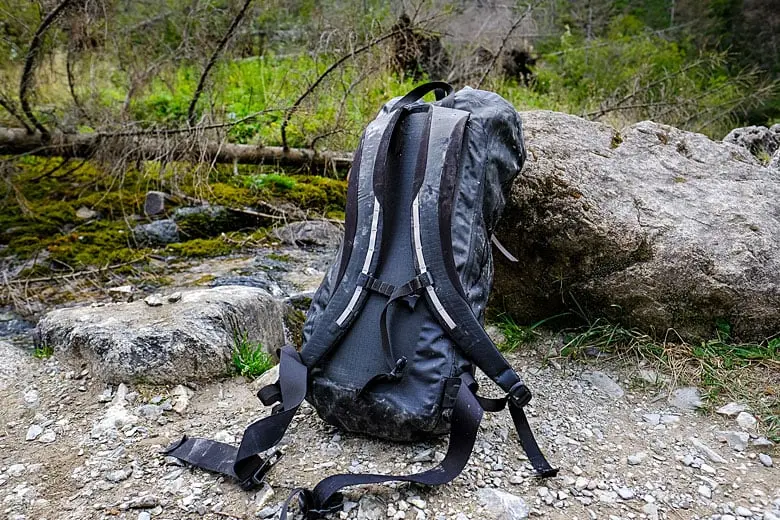 Arc’teryx Alpha SL 30 – Cuộc cách mạng balo siêu nhẹ và siêu bền