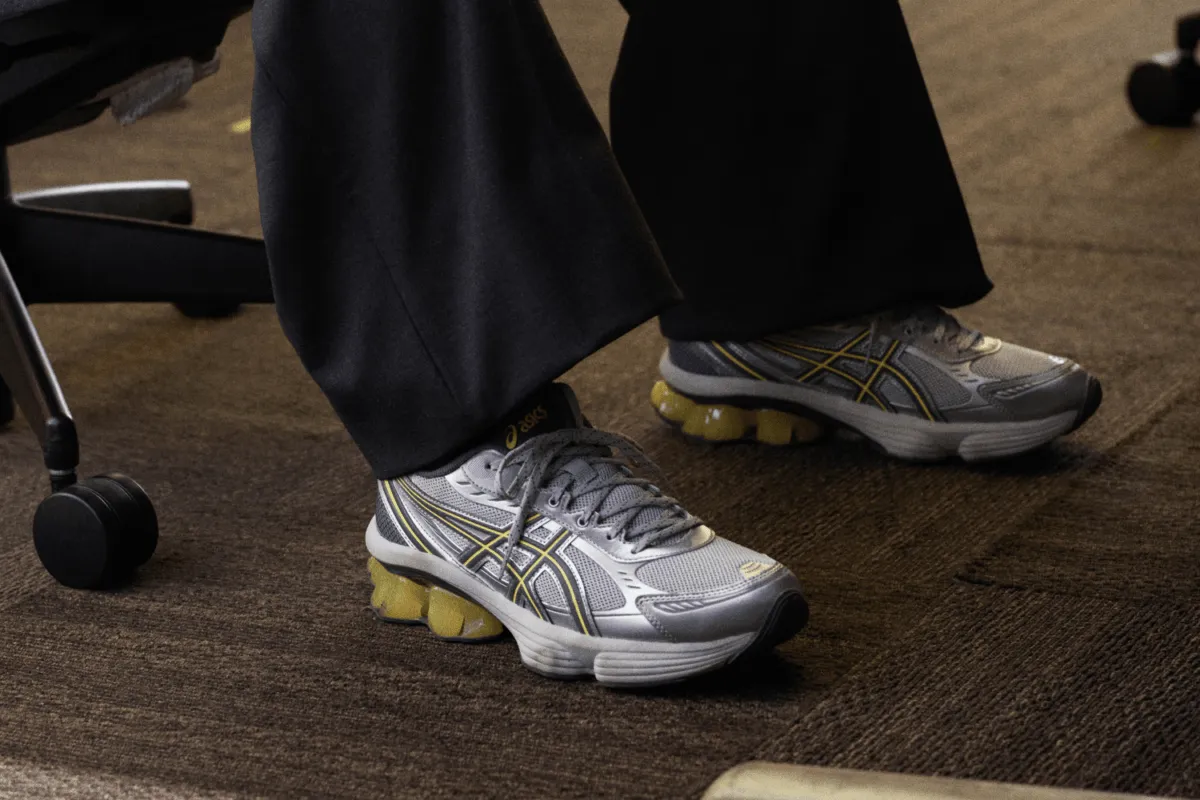 Hinh anh 5: Review Asics Gel-Kinetic Fluent: Hieu nang va phong cach hoi tu