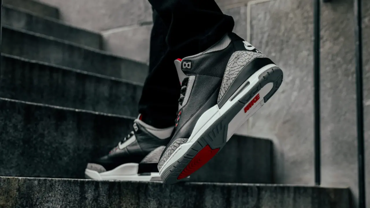 Hinh anh 1: Facts Nhanh: Giai Ma Bon Phoi Mau OG Cua Air Jordan 4